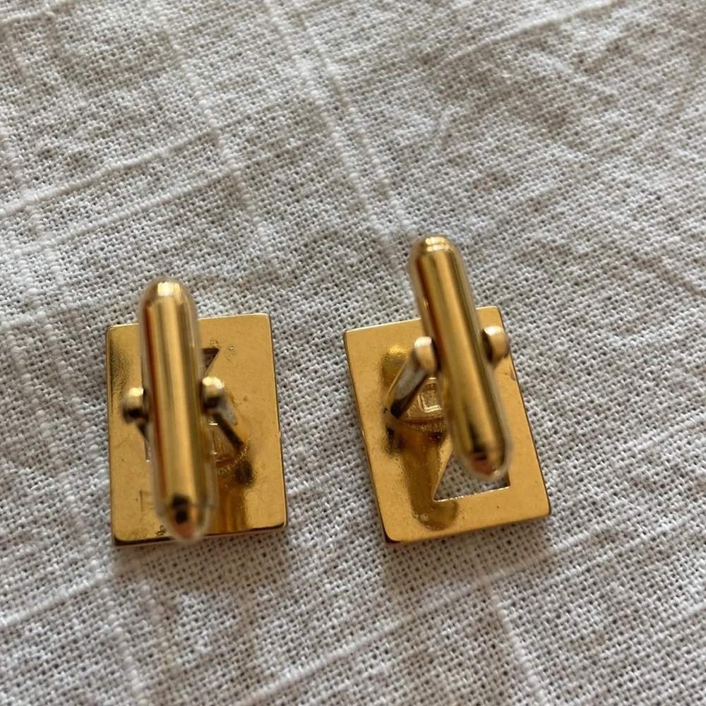Vintage 70s Gold Plated Unsigned Gorgeous Cufflinks